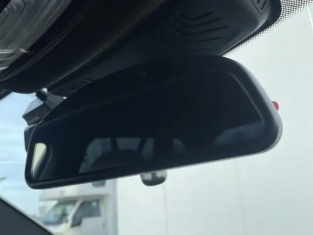 ＢＭＷ ５２３ｉ ツーリング Mスポーツ 東京都 2020(令2)年 4.7万km アルピンホワイトⅢ インテリジェントセーフティ/ドライビングアシストプラス/パーキングアシストプラス/純正ナビ/フルセグTV/CD/DVD再生/Bluetooth接続/全周囲モニター/スマートキー/プッシュスタート/パドルシフト/アダプティブクルーズコントロール/ステアリングスイッチ/ヘッドアップディスプレイ/前後型ドライブレコーダー/パークアシスト/電動パワーシート/パワーゲート/純正LEDヘッドライト/オートライト/オートハイビーム