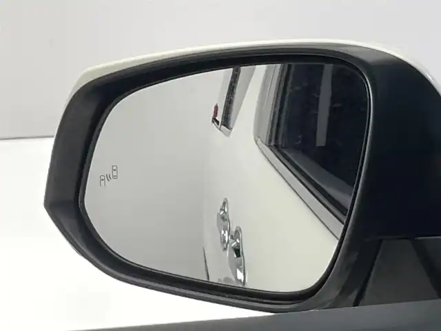 トヨタ アルファードハイブリット SR Cパッケージ 愛知県 2021(令3)年 2.1万km ラグジュアリーホワイトパールクリスタルシャインガラスフレーク 純９型ナビ　サンルーフ　デジイン　３眼ＬＥＤ　純１２型後席モニター　黒革　ＢＳＭ　バックカメラ　ＤＶＤ　エアシート　セーフティセンス　衝突軽減　追従クルコン　ＥＴＣ２．０　両側パワスラ　電動リヤゲート　デジタルインナーミラー　ツインムーンルーフ　後席エアコン　フリップダウンモニター　オートハイビーム　nanoe ステアリングヒーター　シートヒーター　カーテンエアバッグ　純正フロアマット　Bluetooth