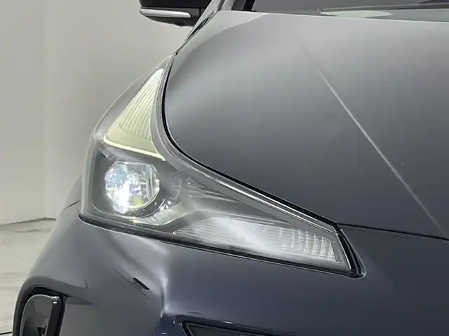 トヨタ プリウス S ツーリングセレ ブラックED 福岡県 2022(令4)年 5万km ブラッキッシュアゲハガラスフレーク 純正ＤＡナビ　/全方位カメラ　/ビルトインＥＴＣ　/前後ドラレコ　/レーダークルーズコントロール　/コーナーセンサー　/衝突軽減ブレーキ　/レーンキープ　/アクセル踏み間違い防止　/シートヒーター　/純正１７インチＡＷ　/ＬＥＤヘッドライト