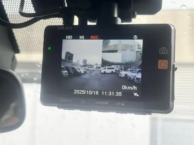 トヨタ ハイエース GL 島根県 2018(平30)年 5.5万km ブラックマイカ 純正SDナビ　/フルセグTV　/DVD再生　/Bluetooth接続　/バックカメラ　/フリップダウンモニター　/ビルトインETC２．０　/前後ドライブレコーダー　/衝突軽減ブレーキ/片側パワースライドドア　/前後コーナーセンサー　/オートハイビーム／ライト　/スマートキー/社外１７インチアルミホイール/純正フロアマット