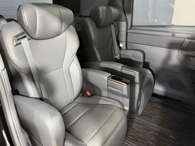トヨタ アルファード Z 大阪府 2023(令5)年 0.9万km ブラック 左右独立ムーンルーフ 黒革 モデリスタエアロ 純正14incナビTV 360カメラ 後席モニター ヘッドアップD デジタルインナーミラー パワーシート/ヒーター/エアコン 電動リアゲート レーダーC 衝突軽減B BSM