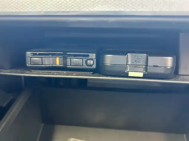 ダイハツ タフト G 長崎県 2021(令3)年 3.9万km サンドベージュメタリック ワンオーナー/ガラスルーフ/純正メモリナビ/（CD/DVD/BT/フルセグ）/バックカメラ/衝突軽減システム/レーンアシスト/前後ソナー/シートヒーター/ステアリングスイッチ/ドライブレコーダー/ルーフレール/オートライト/純正15インチAW/ETC