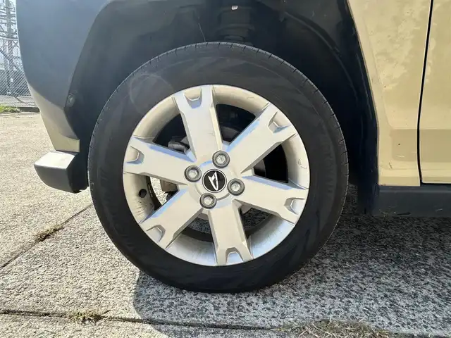 ダイハツ タフト G 長崎県 2021(令3)年 3.9万km サンドベージュメタリック ワンオーナー/ガラスルーフ/純正メモリナビ/（CD/DVD/BT/フルセグ）/バックカメラ/衝突軽減システム/レーンアシスト/前後ソナー/シートヒーター/ステアリングスイッチ/ドライブレコーダー/ルーフレール/オートライト/純正15インチAW/ETC