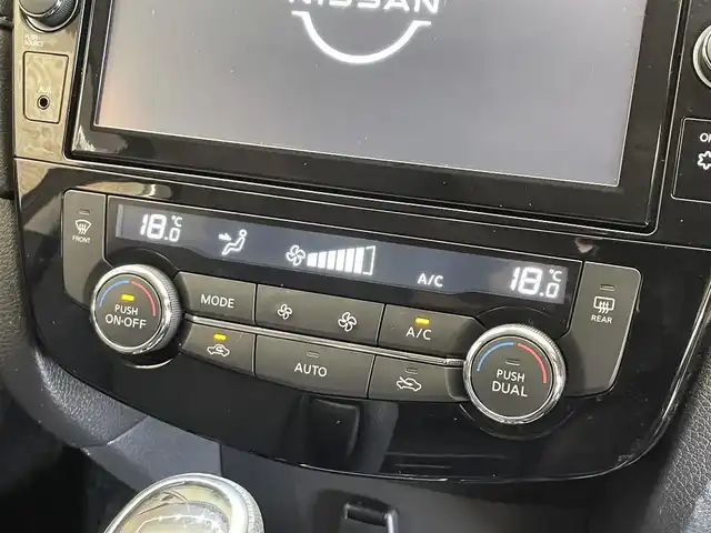 日産 エクストレイル 20Xi Vセレクション 岩手県 2021(令3)年 2.8万km ダイヤモンドブラック 7人乗り/ワンオーナー/４WD/後席モニター/ルーフレール/アラウンドビューモニター/プロパイロット/ヒルディセントコントロール/インテリジェントルームミラー/ハンズフリーオートバックドア/エマージェンシーブレーキ/車線逸脱抑制機能/後側方車両接近警報機能/オートハイビーム/前後ソナー/標識認識機能/先行車発信お知らせ機能/オートブレーキホールド/横滑り防止装置/MTモード付AT/パワーシート(前席)/シートヒーター(前席、２列目シート左右)/純正９インチナビ/ドライブレコーダー/ETC/LEDヘッドライト/純正18インチアルミホイール