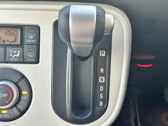 ダイハツ ミラ ココア プラスX 島根県 2014(平26)年 6万km ラベンダーメタリックオパール 登録時走行距離　59380km/ワンオーナー/取扱説明書/保証書/純正オーディオ（AM/FM/CD/AUX)/オートエアコン/アイドリングストップ/LEDヘッドライト/ドアバイザー/ルーフレール/パワーステアリング/パワーウィンドウ/スマートキー/純正フロアマット/盗難防止装置/ETC