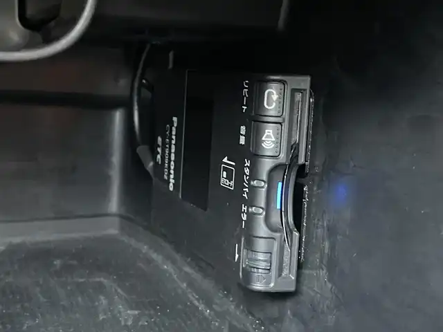 ボルボ Ｖ４０ T－4 千葉県 2014(平26)年 5.5万km ブラックサファイアメタリック 衝突軽減ブレーキ/純正ＨＤＤナビ/バックカメラ/ＥＴＣ/ＢＳＭ/レーダークルーズコントロール/純正１６インチアルミホイール/ハロゲンヘッドライト　/オートライト