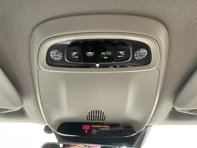 ボルボ Ｖ４０ T－4 千葉県 2014(平26)年 5.5万km ブラックサファイアメタリック 衝突軽減ブレーキ/純正ＨＤＤナビ/バックカメラ/ＥＴＣ/ＢＳＭ/レーダークルーズコントロール/純正１６インチアルミホイール/ハロゲンヘッドライト　/オートライト