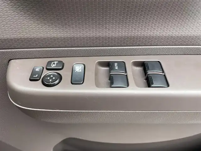 スズキ ラパン ショコラ X 富山県 2015(平27)年 2.5万km シャンパンピンクパール/メタリックホワイト ワンオーナー／/４ＷＤ／/社外７インチナビ／/ワンセグＴＶ／/ＤＶＤ再生／/Ｂｌｕｅｔｏｏｔｈ／/バックカメラ／/前後ドライブレコーダー／/ビルトインＥＴＣ／/スマートキー／/ＨＩＤオートライト