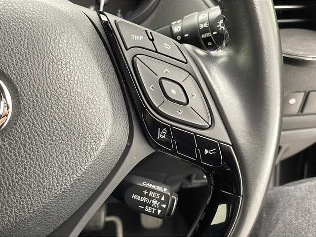 トヨタ Ｃ－ＨＲ G モード ネロ 千葉県 2019(平31)年 4.9万km ブラックマイカ TSS/純正９インチナビ（ＢＴ／ＴＶ／ＤＶＤ／ＣＤ）/バックカメラ/ＥＴＣ/純正18インチAW/純正フロアマット/ハーフレザーシート/シートヒーター/革巻ハンドル/ステアリングスイッチ/オートライ/ＬＥＤライト/フォグ/電子パーキング/ブレーキホールド/ＴＲＤエアロ