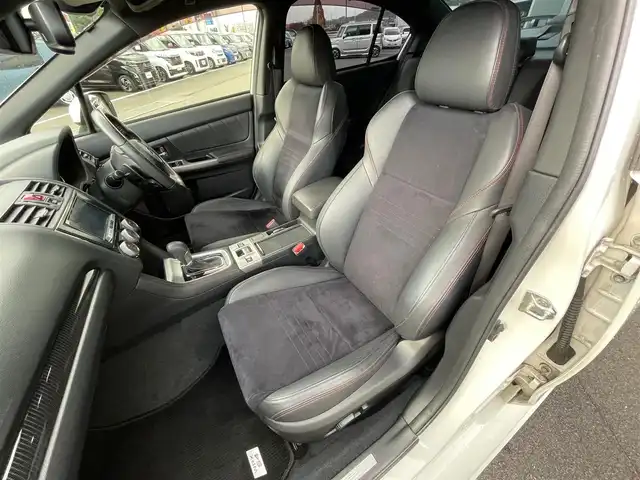 スバル ＷＲＸ Ｓ４ 2．0GT‐S アイサイト 愛媛県 2017(平29)年 8.7万km クリスタルホワイトP 純正7型ナビ(BT/フルセグTV)/バックカメラ/サイドカメラ/アイサイトVer.3/全車速追従機能付クルーズコントロール/アドバンスドセイフティパッケージ/プリクラッシュブレーキ/アクティブレーンキープ/AT誤発進抑制制御/AT誤後進抑制制御/ふらつき警報/ブラインドスポットモニター/STiフロンアンダーリップ/ハーフレザーシート/前席パワーシート/パドルシフト/LEDアクセサリーライナー/LEDヘッドライト/オートライト/USB電源/シガーソケット/ドアバイザー/ヒルホールドスイッチ/電動パーキングブレーキ/現状サマー(純正AW)(245/40/R18)/BRIDGESTONE POTENZA Adrenalin RE004/禁煙車