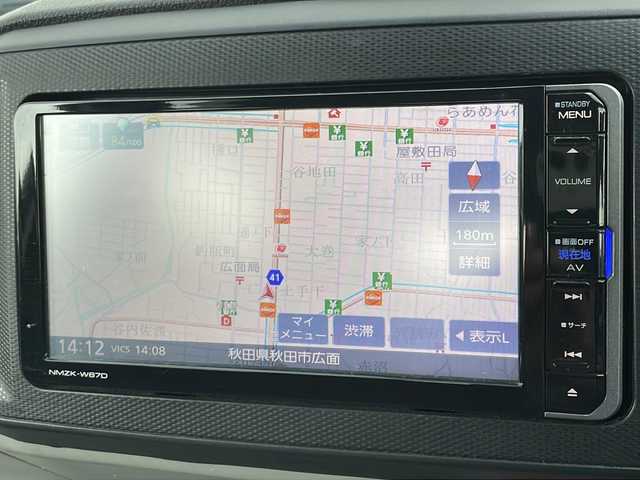 ダイハツ ミラ イース X SAⅢ 秋田県 2017(平29)年 10.8万km ブライトシルバーメタリック ・社外ナビ /・Bluetooth /・ETC  /・純正フロアマット /・ABS /・横滑り防止 /・オートハイビーム /・衝突軽減 /・コーナーセンサー前後 /・4WD/・パワーステアリング /・パワーウィンドウ/・夏タイヤ積み込み