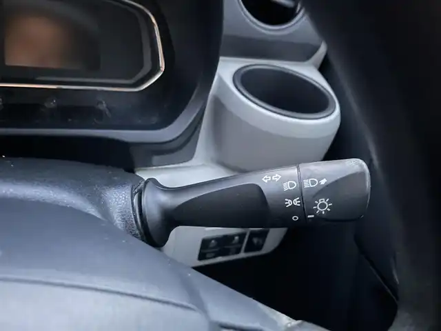 ダイハツ ミラ イース X SAⅢ 秋田県 2017(平29)年 10.8万km ブライトシルバーメタリック ・社外ナビ /・Bluetooth /・ETC  /・純正フロアマット /・ABS /・横滑り防止 /・オートハイビーム /・衝突軽減 /・コーナーセンサー前後 /・4WD/・パワーステアリング /・パワーウィンドウ/・夏タイヤ積み込み