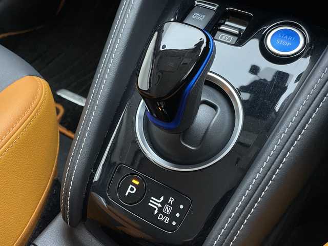 日産 キックス X ツートーンインテリアED 宮崎県 2020(令2)年 2.3万km プレミアムホライズンオレンジ/ピュアブラック 2トーン 禁煙車/エマージェンシーブレーキ/純正9型ナビTV/（CD/DVD/Bluetooth/FMAM/フルセグTV)/純正ビルトインETC/純正ドライブレコーダー/純正セキュリティアラーム/純正17インチアルミ/純正LEDオートライト/純正LEDフォグ/純正フロアマット/プロパイロット/アラウンドビューモニター/オートマチックハイビーム/デジタルインナーミラー/クリアランスソナー/電子パーキング/オートホールド/ステアリングヒーター/前席シートヒーター/オートエアコン/本革巻ハンドル/ハーフレザーシート/インテリジェントキー/プッシュエンジンスタート/スペアキー/新車時保証書/取扱い説明書