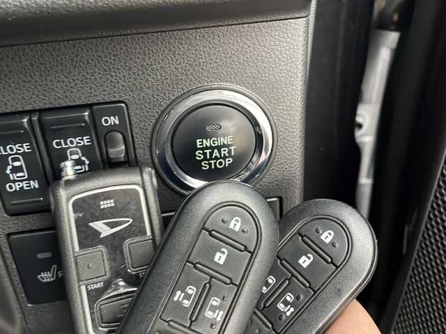 ダイハツ タント カスタムX トップED LTD SAⅢ 道東・釧路十勝 2018(平30)年 9.1万km ブラックマイカメタリック 4WD/純正ナビ　NSZN-W680/(AM/FM/CD/DVD/BT)/純正エンジンスターター/純正ドライブレコーダー　前のみ/ETC/アラウンドビューモニター/バックカメラ/両側パワースライドドア/ハーフレザーシート/シートヒーター　運転席のみ/夏タイヤ積込/純正14インチAW/純正フロアマット/パーキングアシスト/コーナーセンサー　後ろのみ/レーンキープアシスト/オートライト/オートマチックハイビーム/ライトレベライザー/フォグランプ/ABS/横滑り防止装置/スペアキー/USB入力端子