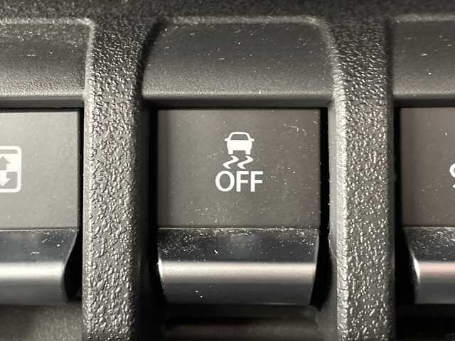 スズキ ジムニー シエラ JC 群馬県 2024(令6)年 1.3万km ジャングルグリーン ４ＷＤターボ　９型ナビ　バックカメラ　ＥＴＣ　前後ドラレコ　クルーズコントロール　衝突被害軽減ブレーキ　レーンアシスト　シートヒーター　LEDヘッドライト　オートライト　スマートキー　禁煙車