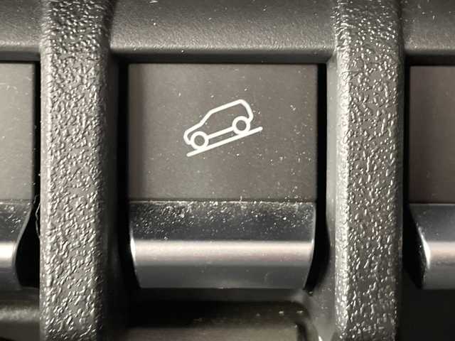 スズキ ジムニー シエラ JC 群馬県 2024(令6)年 1.3万km ジャングルグリーン ４ＷＤターボ　９型ナビ　バックカメラ　ＥＴＣ　前後ドラレコ　クルーズコントロール　衝突被害軽減ブレーキ　レーンアシスト　シートヒーター　LEDヘッドライト　オートライト　スマートキー　禁煙車