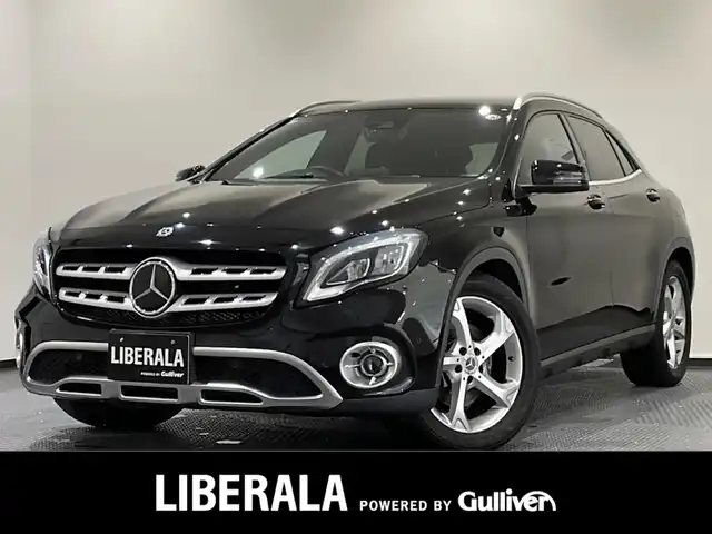 メルセデス・ベンツ ＧＬＡ２２０ 4マチック 新潟県 2018(平30)年 4.2万km コスモスブラック メーカーオプション/レーダーセーフティパッケージ/-ブラインドスポットアシスト/-アクティブディスタンスアシストディストロニック/-レーンキーピングアシスト/-PRE SAFE/主要装備/純正ナビ/(CD/DVD/Bluetooth/USB/フルセグTV)/バックカメラ/ETC/シートヒーター/パドルシフト/LEDヘッドライト/オートハイビーム /純正18インチアルミホイール/パークトロニック/ダウンヒルアシスト /パワーバックドア