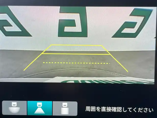 ホンダ ヴェゼル ハイブリッド e:HEV Z 鹿児島県 2025(令7)年 0.1万km未満 プラチナホワイトパール 禁煙車/ETC2.0/バックカメラ/メーカーナビ/（フルセグ/BT/AM・FM/USB/Android Auto/Apple Car Play）/ホンダセンシング/・衝突軽減ブレーキ/・前後誤発進抑制機能/・路外逸脱抑制機能/・標識認識機能/・先行車発進お知らせ機能/・車線逸脱防止支援システム/・踏み間違い衝突軽減システム/・アダクティブクルーズコントロール/・トラフィックジャムアシスト/・ブラインドスポットインフォメーション/置くだけ充電/電動リアゲート/シートヒーター/ステアリングヒーター/革巻きステアリング/ステアリングリモコン/ヒルディングアシスト/パドルシフト/電動パーキング/オートホールド/純正18インチAW/オートライト/フォグランプ/プッシュスタート/スマートキー/取扱説明書