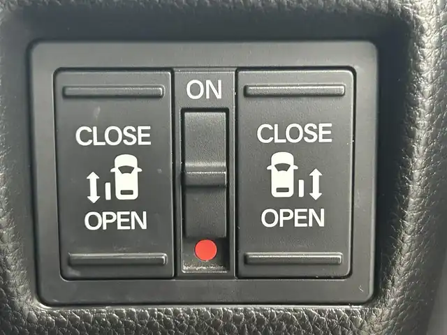 ホンダ Ｎ ＢＯＸ カスタム G L ホンダセンシング 熊本県 2018(平30)年 5.4万km クリスタルブラックパール ワンオーナー /ホンダセンシング /純正ナビVXM-185VFi/CD/DVD/DTV/Bluetooth/USB/バックカメラ/両側パワースライドドア /レーダークルーズコントロール/後ろのみコーナーセンサー/ステアリングスイッチ/LEDオートライト/ビルトインETC/スマートキー/スペアキー /プッシュスタート /純正フロアマット/ドアバイザー/電動格納ミラー/保証書/取扱説明書