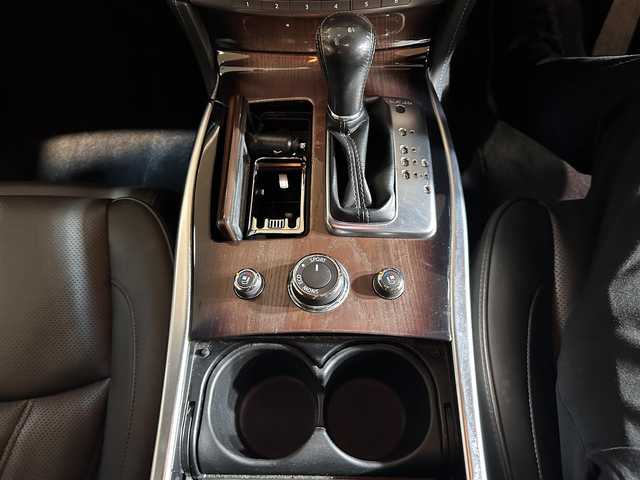 日産 フーガ 370VIP 愛媛県 2012(平24)年 5.3万km スーパーブラック ワンオーナー/純正HDDナビ/(Bluetooth/フルセグ)/バックカメラ/クルーズコントロール/BOSEサウンドシステム/シートヒーター/シートクーラー/パワーシート/シートメモリー/ステアリングスイッチ/ETC/オートライト/AFS（アダプティブフロントライティングシステム）