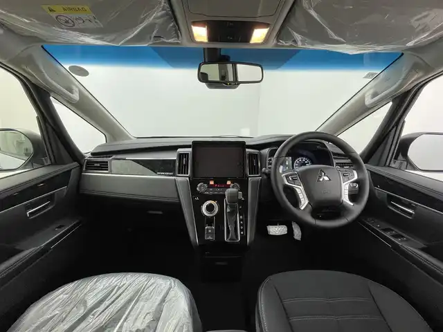 三菱 デリカＤ：５ シャモニー 群馬県 2025(令7)年 0.1万km未満 パール 登録済未使用車　マルチアラウンドモニター　ブラインドスポットモニター　レーダークルーズコントロール　レーンキープアシスト　衝突軽減ブレーキ　パワーバックドア　ステアリングヒーター　両側パワスラ