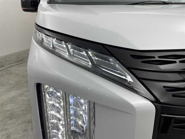 三菱 デリカＤ：５ シャモニー 群馬県 2025(令7)年 0.1万km未満 パール 登録済未使用車　マルチアラウンドモニター　ブラインドスポットモニター　レーダークルーズコントロール　レーンキープアシスト　衝突軽減ブレーキ　パワーバックドア　ステアリングヒーター　両側パワスラ