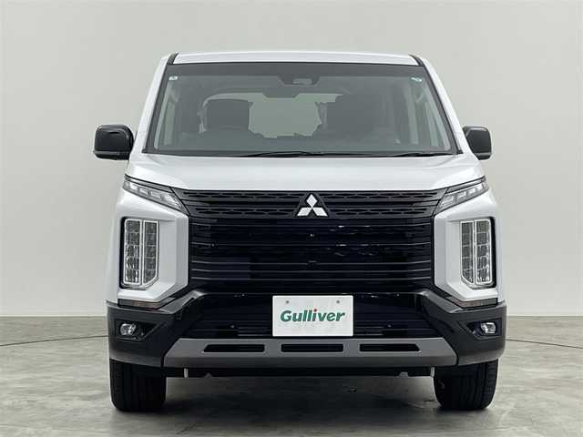 三菱 デリカＤ：５ シャモニー 群馬県 2025(令7)年 0.1万km未満 パール 登録済未使用車　マルチアラウンドモニター　ブラインドスポットモニター　レーダークルーズコントロール　レーンキープアシスト　衝突軽減ブレーキ　パワーバックドア　ステアリングヒーター　両側パワスラ