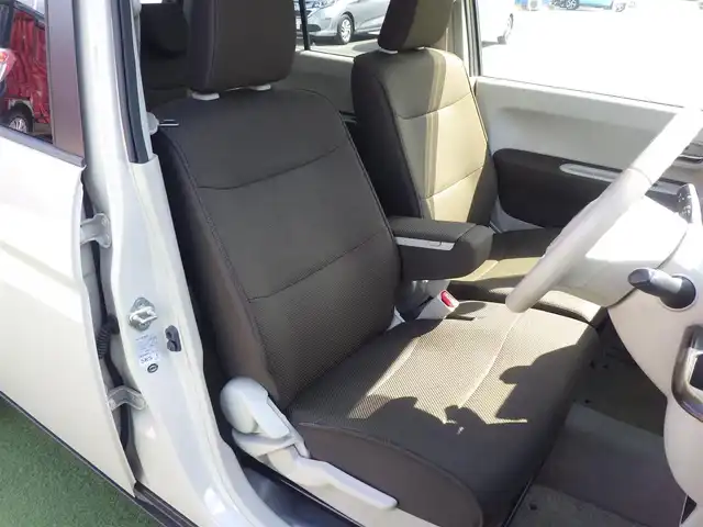 スズキ ラパン F リミテッド 千葉県 2017(平29)年 4.7万km フォーンベージュM スズキセーフティサポート/社外メモリーナビ/地デジTV/【DVD/CD再生機能　Bluetooth接続】/運転席シートヒーター/革巻きステアリング/HIDヘッドライト/ウインカーミラー/純正14インチアルミホイル/携帯リモコン