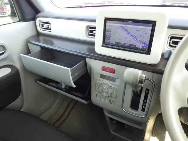 スズキ ラパン F リミテッド 千葉県 2017(平29)年 4.7万km フォーンベージュM スズキセーフティサポート/社外メモリーナビ/地デジTV/【DVD/CD再生機能　Bluetooth接続】/運転席シートヒーター/革巻きステアリング/HIDヘッドライト/ウインカーミラー/純正14インチアルミホイル/携帯リモコン