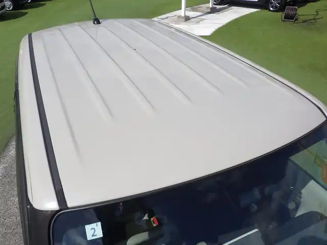 スズキ ラパン F リミテッド 千葉県 2017(平29)年 4.7万km フォーンベージュM スズキセーフティサポート/社外メモリーナビ/地デジTV/【DVD/CD再生機能　Bluetooth接続】/運転席シートヒーター/革巻きステアリング/HIDヘッドライト/ウインカーミラー/純正14インチアルミホイル/携帯リモコン