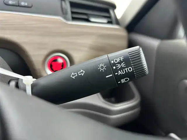 ホンダ フリード G ホンダセンシング 千葉県 2021(令3)年 3.1万km クリスタルブラックパール 禁煙車/ホンダセンシング/純正9型ナビ（VXM-217VFNi）/CD/DVD/SD/USB/Bluetooth/フルセグTV/バックカメラ/両側電動スライドドア/衝突軽減ブレーキ/レーダークルーズコントロール/レーンアシスト/横滑り防止機能/アイドリングストップ/シートヒーター/ビルトインETC/LEDオートライト/後席ロールサンシェード/スマートキー/プッシュスタート/スペアキー1本/取扱説明書/保証書