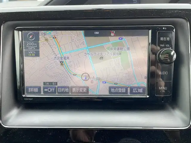 トヨタ ヴォクシー ZS 神奈川県 2014(平26)年 14.4万km ブラック (株)IDOMが運営する【じしゃロン秦野店】の自社ローン専用車両になりますこちらは現金またはオートローンご利用時の価格です。自社ローンご希望の方は別途その旨お申付け下さい/純正メモリナビ/フルセグ/フリップダウンモニター/バックカメラ/両側パワースライドドア/スマートキー/ETC/ステアリングスイッチ/スマートキースペアー