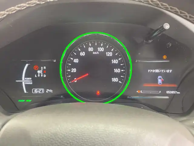 ホンダ ヴェゼル ハイブリッド RS ホンダセンシング 栃木県 2020(令2)年 5.4万km プラチナホワイトパール ＳＤナビ/（ＣＤ／ＤＶＤ／フルセグＴＶ）/バックカメラ/ホンダセンシング/アダプティブ・クルーズ・コントロール/車線維持支援システム/衝突軽減ブレーキ/歩行者検知機能/誤発進抑制機能/ミリ波レーダー検知/歩行者事故低減ステアリング/路外逸脱抑制機能/先行車発進お知らせ機能/標識認識機能/ＥＴＣ/ＬＥＤヘッドライト　/ハーフレザーシート　/スマートキー　/プッシュスタート　/ドライブレコーダー　/シートヒーター/純正18インチアルミホイール　