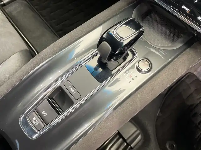 ホンダ ヴェゼル ハイブリッド RS ホンダセンシング 栃木県 2020(令2)年 5.4万km プラチナホワイトパール ＳＤナビ/（ＣＤ／ＤＶＤ／フルセグＴＶ）/バックカメラ/ホンダセンシング/アダプティブ・クルーズ・コントロール/車線維持支援システム/衝突軽減ブレーキ/歩行者検知機能/誤発進抑制機能/ミリ波レーダー検知/歩行者事故低減ステアリング/路外逸脱抑制機能/先行車発進お知らせ機能/標識認識機能/ＥＴＣ/ＬＥＤヘッドライト　/ハーフレザーシート　/スマートキー　/プッシュスタート　/ドライブレコーダー　/シートヒーター/純正18インチアルミホイール　