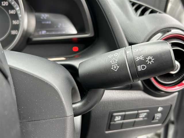 マツダ ＣＸ－３ XD 栃木県 2015(平27)年 5.6万km セラミックM スマートシティブレーキシステム/マツダコネクトナビ/AM/FM/Bluetooth/USB/バックカメラ/ビルトインETC/ドライブレコーダー/ステアリングリモコン/4WD/ターボ/アイドリングストップ/純正フロアマット/純正16インチAW/スマートキー×2/プッシュEgスタート
