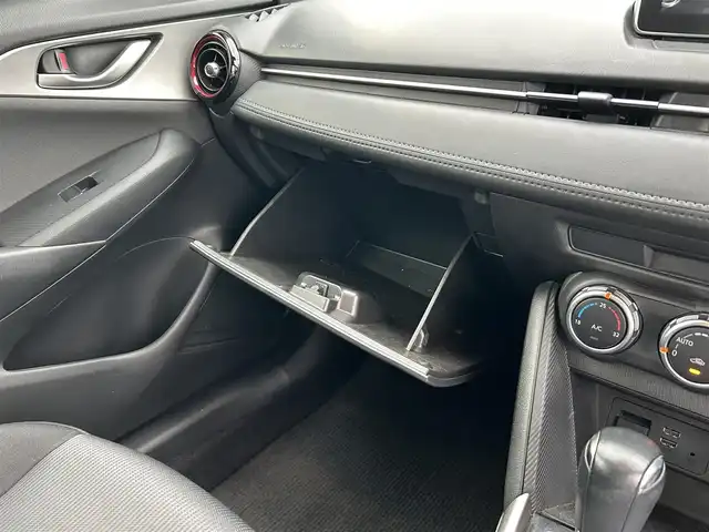 マツダ ＣＸ－３ XD 栃木県 2015(平27)年 5.6万km セラミックM スマートシティブレーキシステム/マツダコネクトナビ/AM/FM/Bluetooth/USB/バックカメラ/ビルトインETC/ドライブレコーダー/ステアリングリモコン/4WD/ターボ/アイドリングストップ/純正フロアマット/純正16インチAW/スマートキー×2/プッシュEgスタート