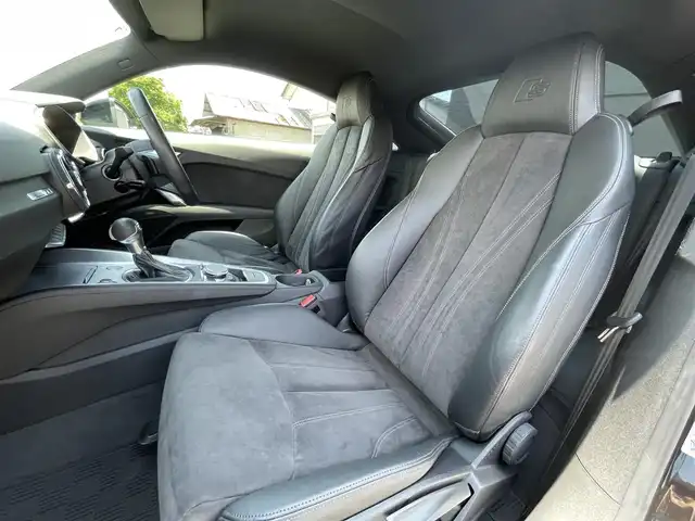 アウディ ＴＴクーペ 1．8 TFSI Sライン 栃木県 2018(平30)年 3.7万km ミトスブラックメタリック Sラインパッケージ/マトリクスLEDヘッドライト/バーチャルコックピット/アドバンストキー /ハーフレザー /クルーズコントロール/ナビ/バックカメラ/フルセグTV/ETC/パーキングエイド /ドライブレコーダー