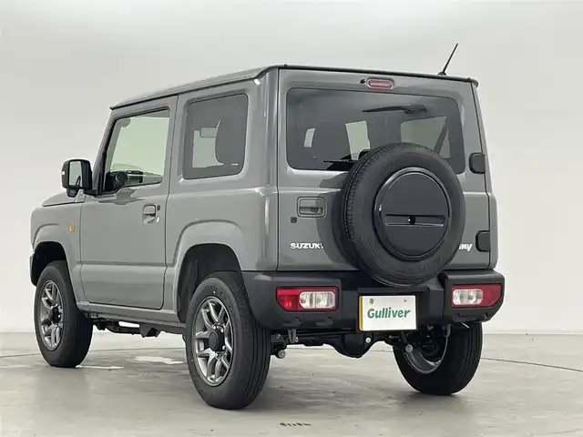 スズキ ジムニー XC 群馬県 2025(令7)年 0.1万km未満 ミディアムグレー 届出済未使用車　登録時走行距離62km/―――――――――――――――/純正SDナビ/（フルセグTV/BT/CD/DVD）/スズキセーフティサポート/・デュアルセンサーブレーキサポート/・車線逸脱警報機能/・ふらつき警報機能/・先行車発進お知らせ機能/・ハイビームアシスト/・標識認識/リヤパーキングセンサー/クルーズコントロール/前席シートヒーター/LEDヘッドライト/フォグランプ/純正アルミホイール/ダウンヒルアシストコントロール/プッシュスタート/スマートキー