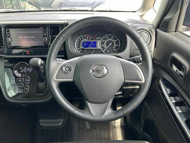 日産 デイズ ルークス ハイウェイスター Xターボ 島根県 2018(平30)年 9万km スパークリングレッドM エマージェンシーブレーキ/純正ナビ/CD/DVD/DTV/Bluetooth/アラウンドビューモニター/片側パワースライドドア/ステアリングスイッチ/ドライブレコーダー/シートヒーター /LEDオートライト/ETC/スマートキー/プッシュスタート /純正フロアマット/純正ドアバイザー