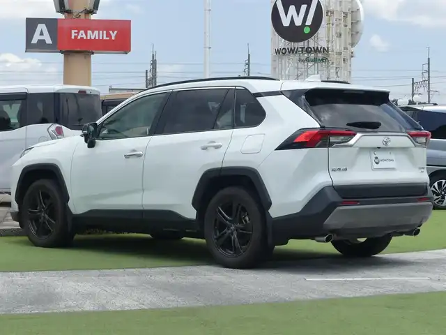 トヨタ ＲＡＶ４ G Zパッケージ 千葉県 2019(令1)年 9.1万km ホワイトパールクリスタルシャイン 所解中/Toyota Safety Sense/・プリクラッシュセーフティ/・レーンディパーチャーアラート/・オートハイビーム/・レーダークルーズコントロール/・ブラインドスポットモニター/パワーバックドア/デジタルインナーミラー/ブラックレザーシート/運転席パワーシート/前席シートヒーター/純正SDナビ/地デジTV/【DVD/CD再生機能　Bluetooth接続】/バックカメラ/ドライブレコーダー（前後撮影）/革巻きステアリング/ETC/LEDヘッドライト/フォグライト/ウインカーミラー/社外18インチアルミホイル/サイド/カーテンエアバッグ/スマートキー