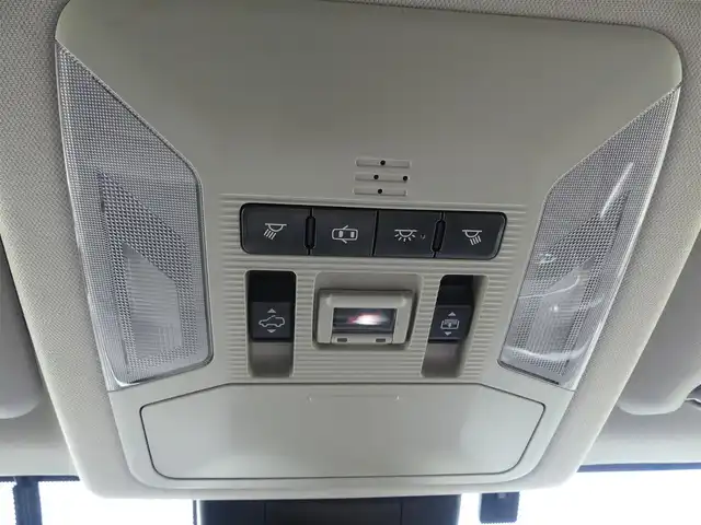 トヨタ ＲＡＶ４ G Zパッケージ 千葉県 2019(令1)年 9.1万km ホワイトパールクリスタルシャイン 所解中/Toyota Safety Sense/・プリクラッシュセーフティ/・レーンディパーチャーアラート/・オートハイビーム/・レーダークルーズコントロール/・ブラインドスポットモニター/パワーバックドア/デジタルインナーミラー/ブラックレザーシート/運転席パワーシート/前席シートヒーター/純正SDナビ/地デジTV/【DVD/CD再生機能　Bluetooth接続】/バックカメラ/ドライブレコーダー（前後撮影）/革巻きステアリング/ETC/LEDヘッドライト/フォグライト/ウインカーミラー/社外18インチアルミホイル/サイド/カーテンエアバッグ/スマートキー