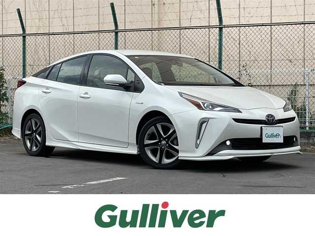 トヨタ プリウス S ツーリングセレクション 東京都 2019(平31)年 2.3万km ホワイトパールクリスタルシャイン 純正コネクトナビ/バックモニター/プリクラッシュセーフティ/レーンディパーチャー/レーダークルーズ/シートヒーター/ETC/ドライブレコーダー/横滑り防止措置/ステアリングスイッチ/スマートキー