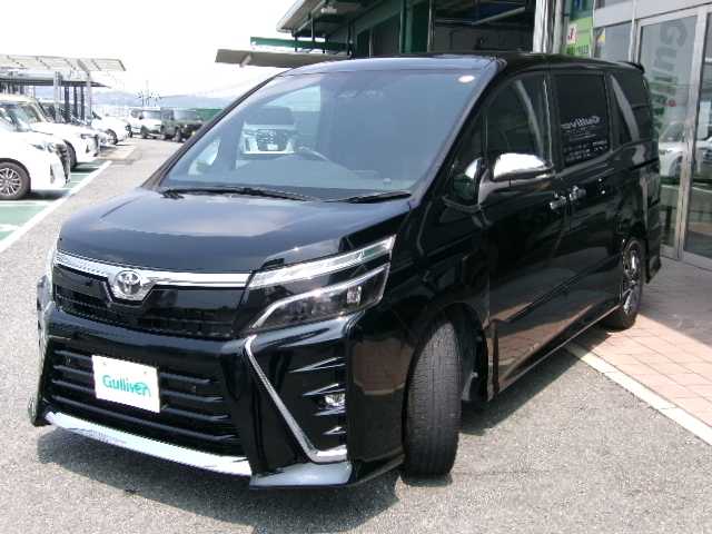 トヨタ ヴォクシー ZS 煌Ⅲ 奈良県 2021(令3)年 1.7万km ブラック /ワンオーナー車/スマートキー×2/プッシュスタート/トヨタセーフティセンス/純正10インチメモリーナビ地デジ/純正バックカメラ/純正ドライブレコーダー/純正ビルトインETC2.0/両側パワースライド/スペアタイヤ/LEDヘッドライト/黒合皮レザーシート