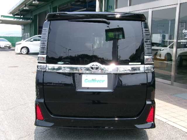 トヨタ ヴォクシー ZS 煌Ⅲ 奈良県 2021(令3)年 1.7万km ブラック /ワンオーナー車/スマートキー×2/プッシュスタート/トヨタセーフティセンス/純正10インチメモリーナビ地デジ/純正バックカメラ/純正ドライブレコーダー/純正ビルトインETC2.0/両側パワースライド/スペアタイヤ/LEDヘッドライト/黒合皮レザーシート
