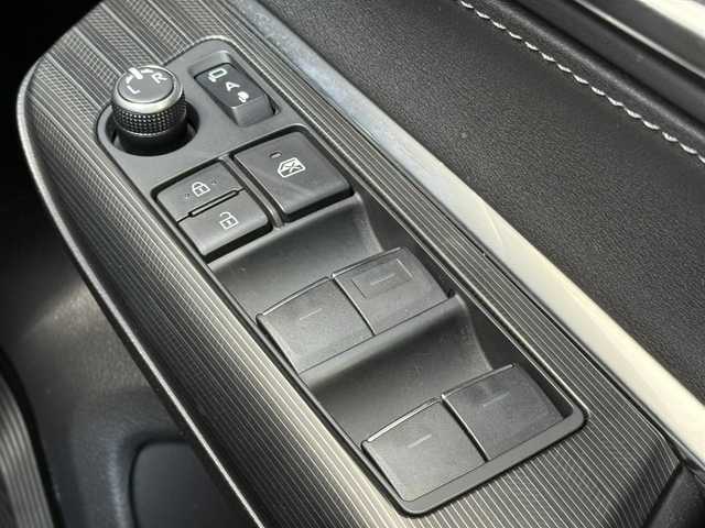 トヨタ ハリアー Z 千葉県 2022(令4)年 4万km ブラック 純正ナビ(FM/AM/BT/Miracast)/フルセグＴＶ/アラウンドビューモニター/クルーズコントロール/ＪＢＬサウンド/ビルトインＥＴＣ/運転席側パワーシート/モデリスタエアロ/デジタルインナーミラー/パワーバックドア/オートハイビーム/オートライト/コーナーセンサー/衝突被害軽減ブレーキ/レーンキープアシスト/USBソケット/プッシュスタート/スマートキー