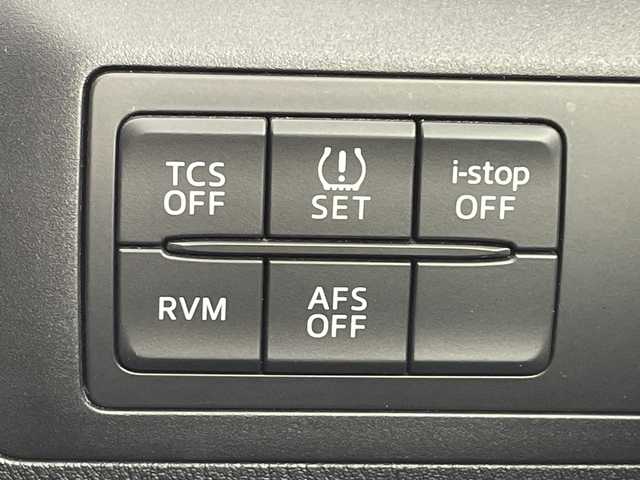 マツダ ＣＸ－５ 20S 千葉県 2012(平24)年 6.4万km クリスタルホワイトパールマイカ (株)IDOMが運営する【じしゃロン八千代店】の自社ローン対象車両になります。こちらは現金またはオートローンご利用時の価格です。自社ローンご希望の方は別途その旨お申付け下さい/純正ナビ/・フルセグ/・Ｂｌｕｅｔｏｏｔｈ/・ＤＶＤ/・ＣＤ/バックカメラ/クルコン/ＥＴＣ/ブラインドスポットモニター/ＴＣＳ/リヤビークルモニタリング/HIDヘッドライト/純正１７インチＡＷ