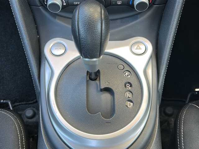日産 フェアレディ Ｚ 静岡県 2011(平23)年 6.1万km ブリリアントホワイトパール 純正ナビ/・Bluetooth/・FM/AM/・CD/DVD/・AUX/・フルセグTV/主要装備/・ＥＴＣ/・バックカメラ/・パドルシフト/・ＭＴモード付ＡＴ/・プッシュスタート/・キセノンヘッドライト/・スマートキー/・オートライト/・横滑り防止装置/・サイドカーテンエアバッグ/・18インチ純正アルミ/・純正フロアマット