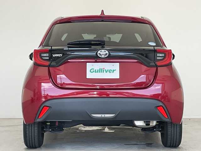 トヨタ ヤリス G 愛知県 2020(令2)年 1.6万km センシュアルレッドマイカ 純正8型ディズプレイオーディオ/全方位カメラ/バックカメラ/コーナーセンサー/LEDヘッドライト/オートマチックハイビーム/ETC/衝突軽減システム/Bluetooth/ステアリングスイッチ/スマートキー/プッシュスタート