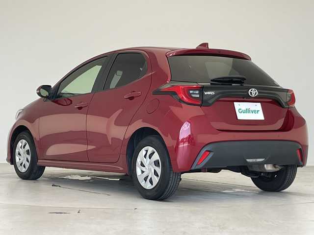 トヨタ ヤリス G 愛知県 2020(令2)年 1.6万km センシュアルレッドマイカ 純正8型ディズプレイオーディオ/全方位カメラ/バックカメラ/コーナーセンサー/LEDヘッドライト/オートマチックハイビーム/ETC/衝突軽減システム/Bluetooth/ステアリングスイッチ/スマートキー/プッシュスタート