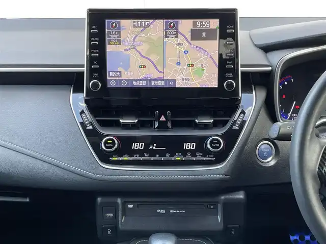 トヨタ カローラ スポーツ ハイブリッドG スタイルPKG 福岡県 2020(令2)年 3.4万km プラチナホワイトパールマイカ TRDエアロ【フロント・リア・サイド】/TRDドアハンドルプロテクター/TRDペダルカバー【ブレーキ・アクセル】/サイドドアアンダーガーニッシュ/ステアリングガーニッシュ/専用ドリンクホルダー(D席)/黒ハーフレザーシート/純正9インチディスプレイオーディオ/(USB/AM/FM/Bluetooth/CD/DVD/フルセグTV】/CD・DVDデッキ/バックカメラ/ビルトインETC/前後ドライブレコーダーCOMTEC【DC-DR652】/Toyota Safety Sense/・PCS(プリクラッシュセーフティ)/・LTA(レーントレーシングアシスト)/・RSA(ロードサインアシスト)/・オートマチックハイビーム/・先行車発進告知機能/・レーダークルーズコントロール(全車速追従機能付き)/BSM(ブラインドスポットモニター)/RCTA(リヤクロストラフィックアラート)/PKSB(パーキングサポートブレーキ)/オートライト/クリアランスソナー/コーナーセンサー/シートヒーター(D/N席)/ブレーキホールド/電格ウィンカーミラー/純正フロアマット/純正16インチアルミホイール/USB充電ソケット/スペアキー×１/ドアバイザー/取扱説明書/保証書